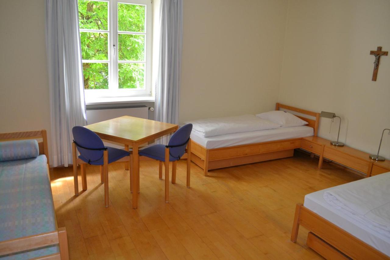 Haus Der Begegnung Heilig Geist Hotel Burghausen Eksteriør billede