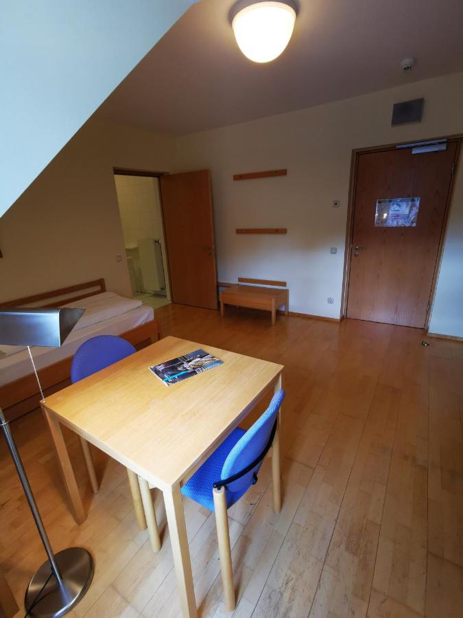 Haus Der Begegnung Heilig Geist Hotel Burghausen Eksteriør billede