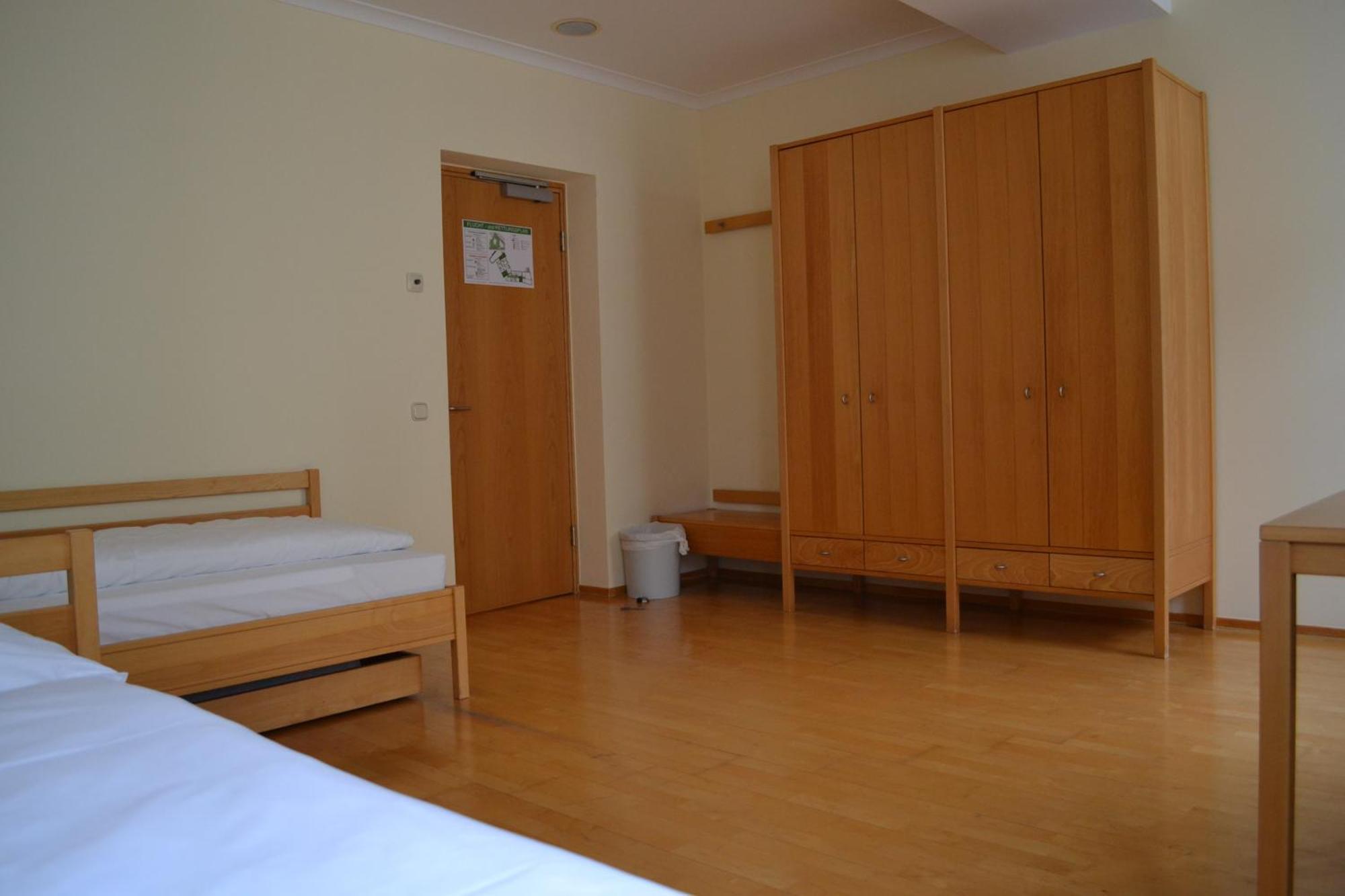 Haus Der Begegnung Heilig Geist Hotel Burghausen Eksteriør billede