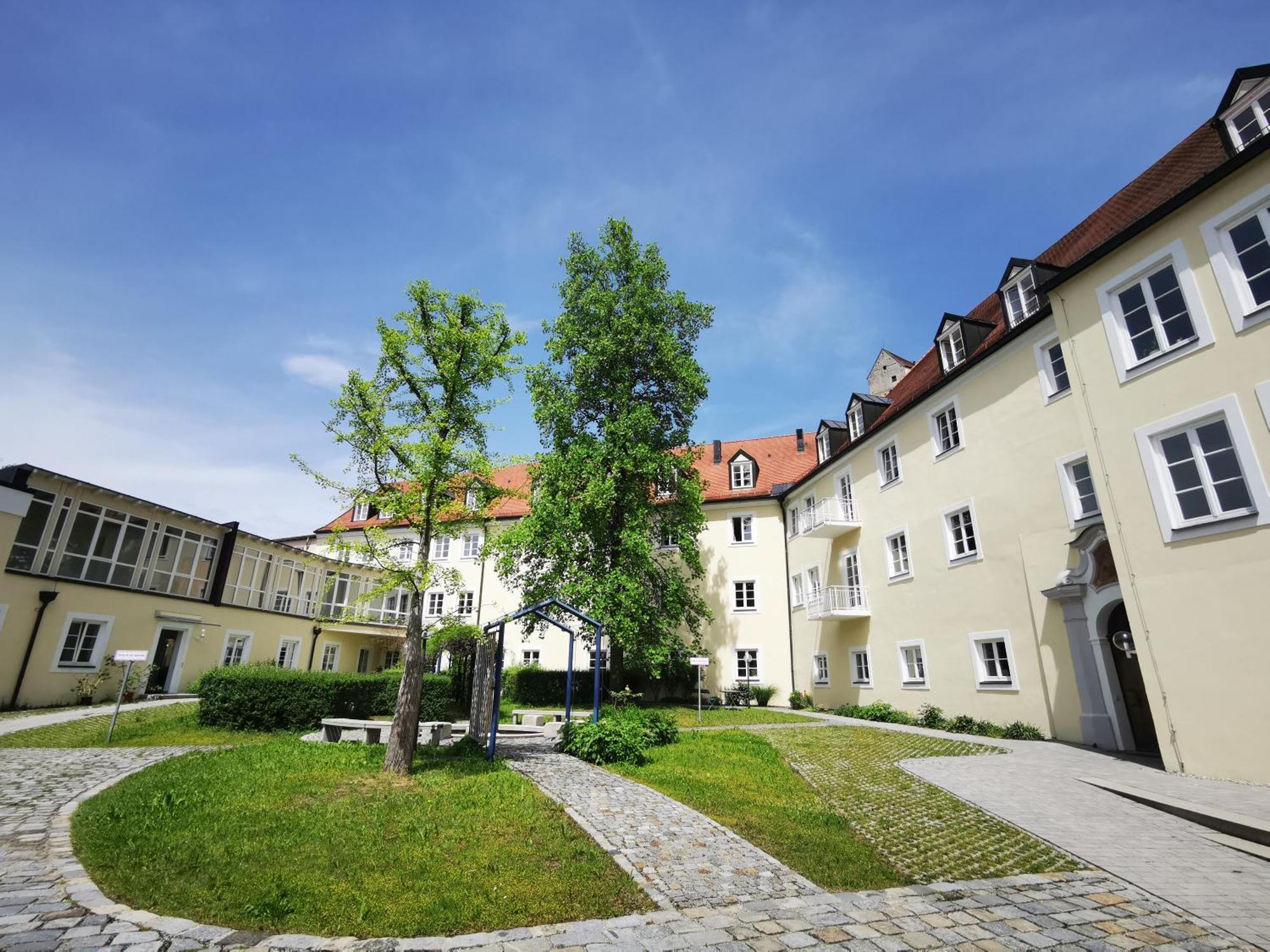 Haus Der Begegnung Heilig Geist Hotel Burghausen Eksteriør billede