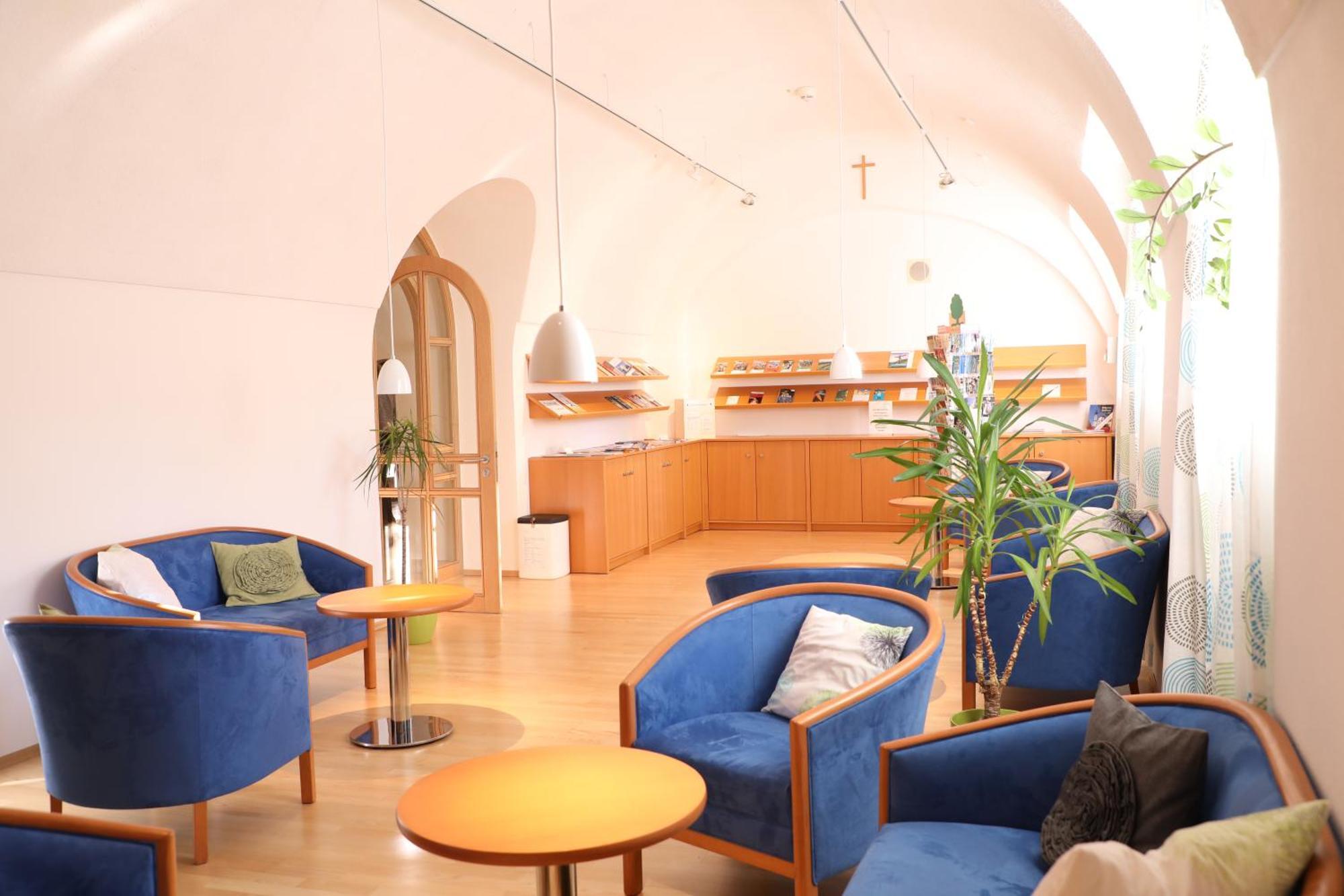 Haus Der Begegnung Heilig Geist Hotel Burghausen Eksteriør billede