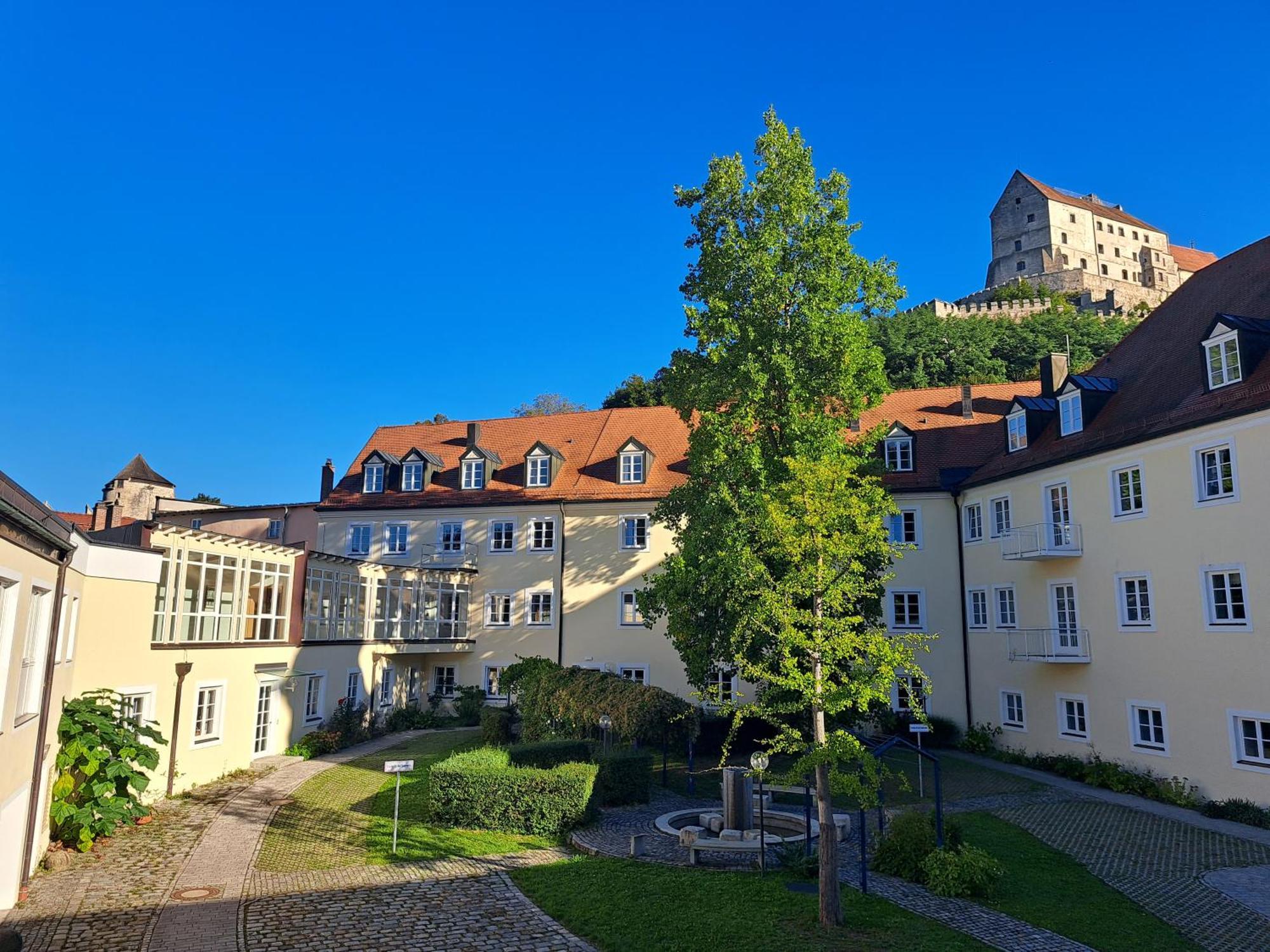 Haus Der Begegnung Heilig Geist Hotel Burghausen Eksteriør billede