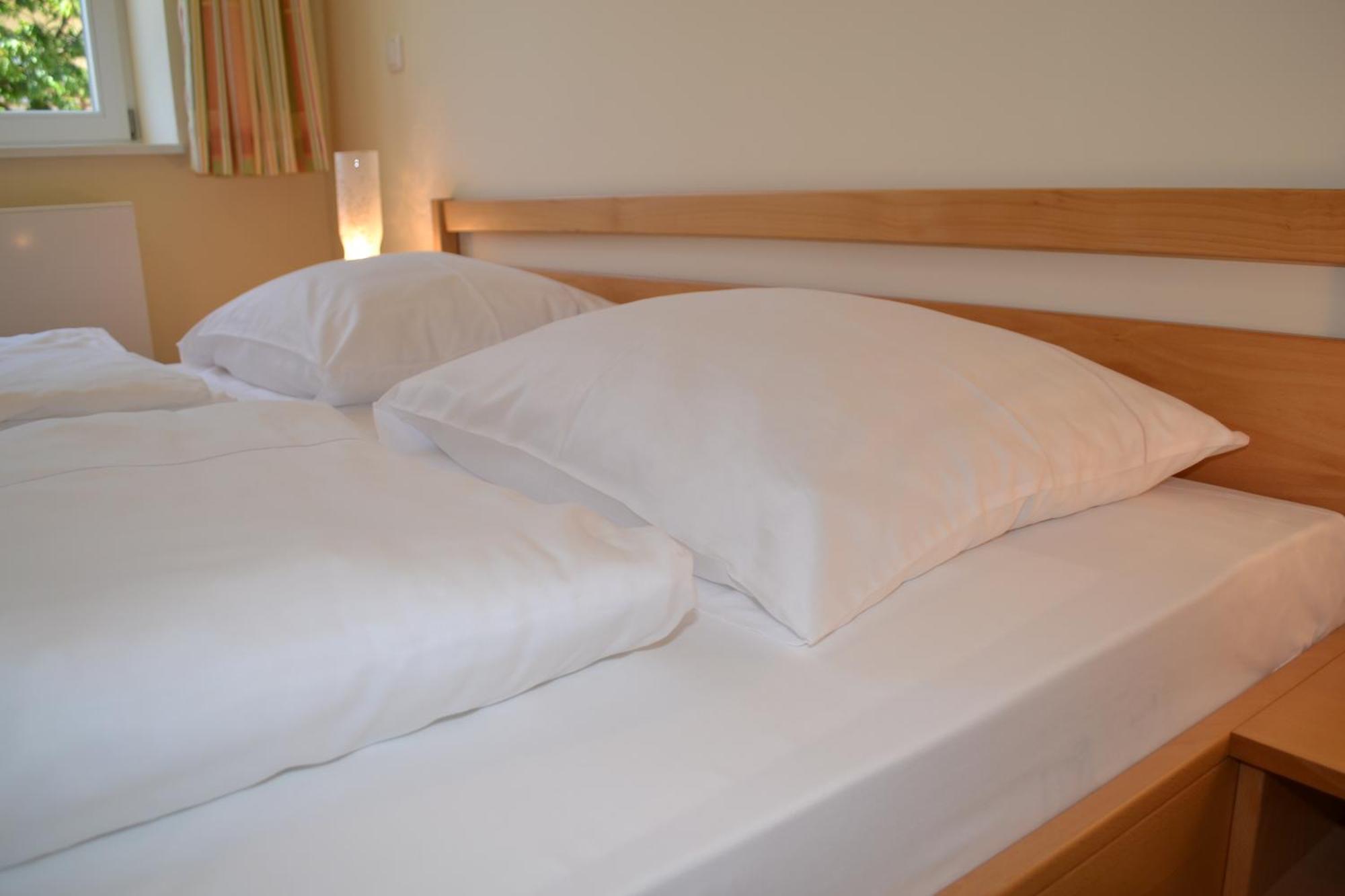 Haus Der Begegnung Heilig Geist Hotel Burghausen Eksteriør billede