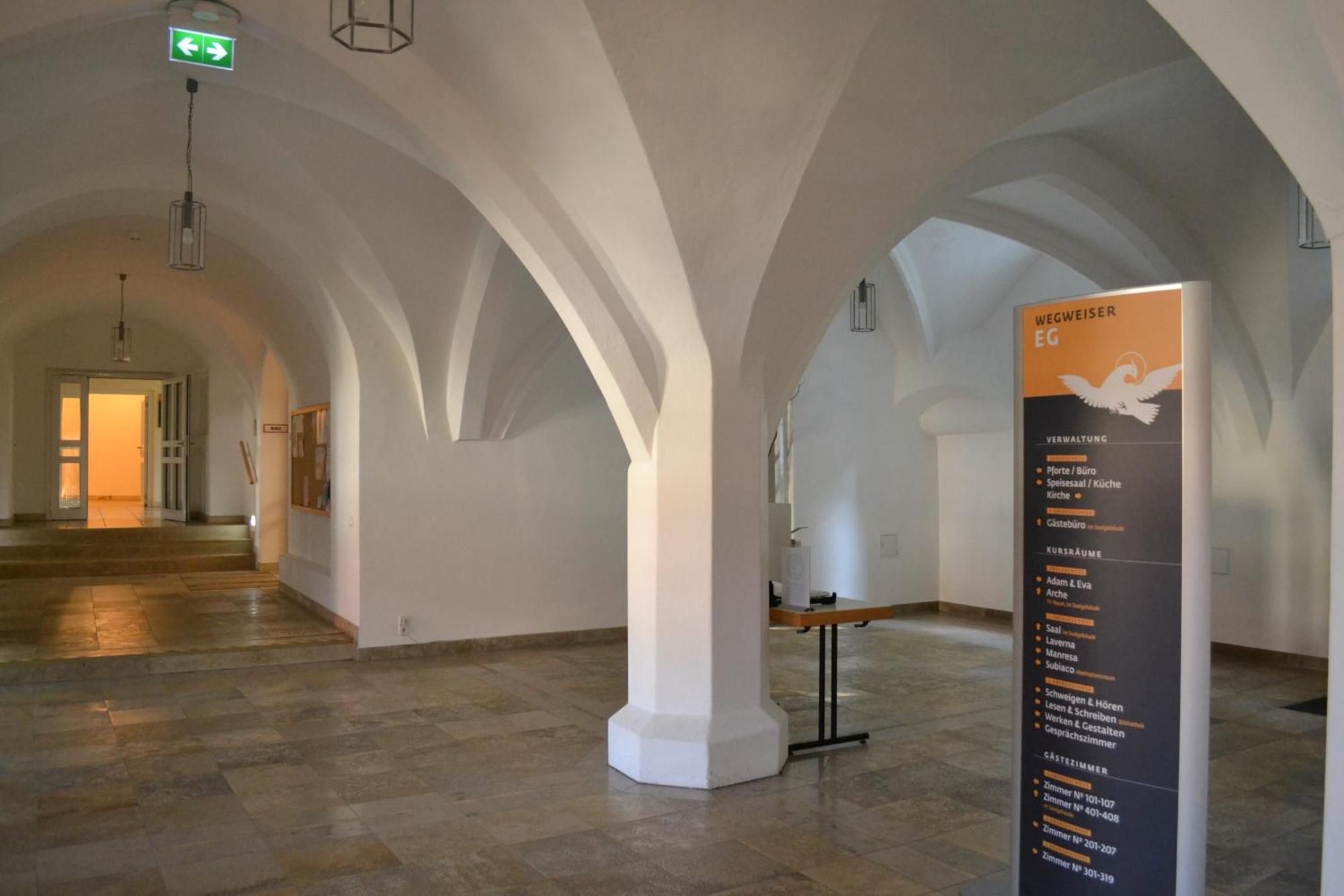 Haus Der Begegnung Heilig Geist Hotel Burghausen Eksteriør billede