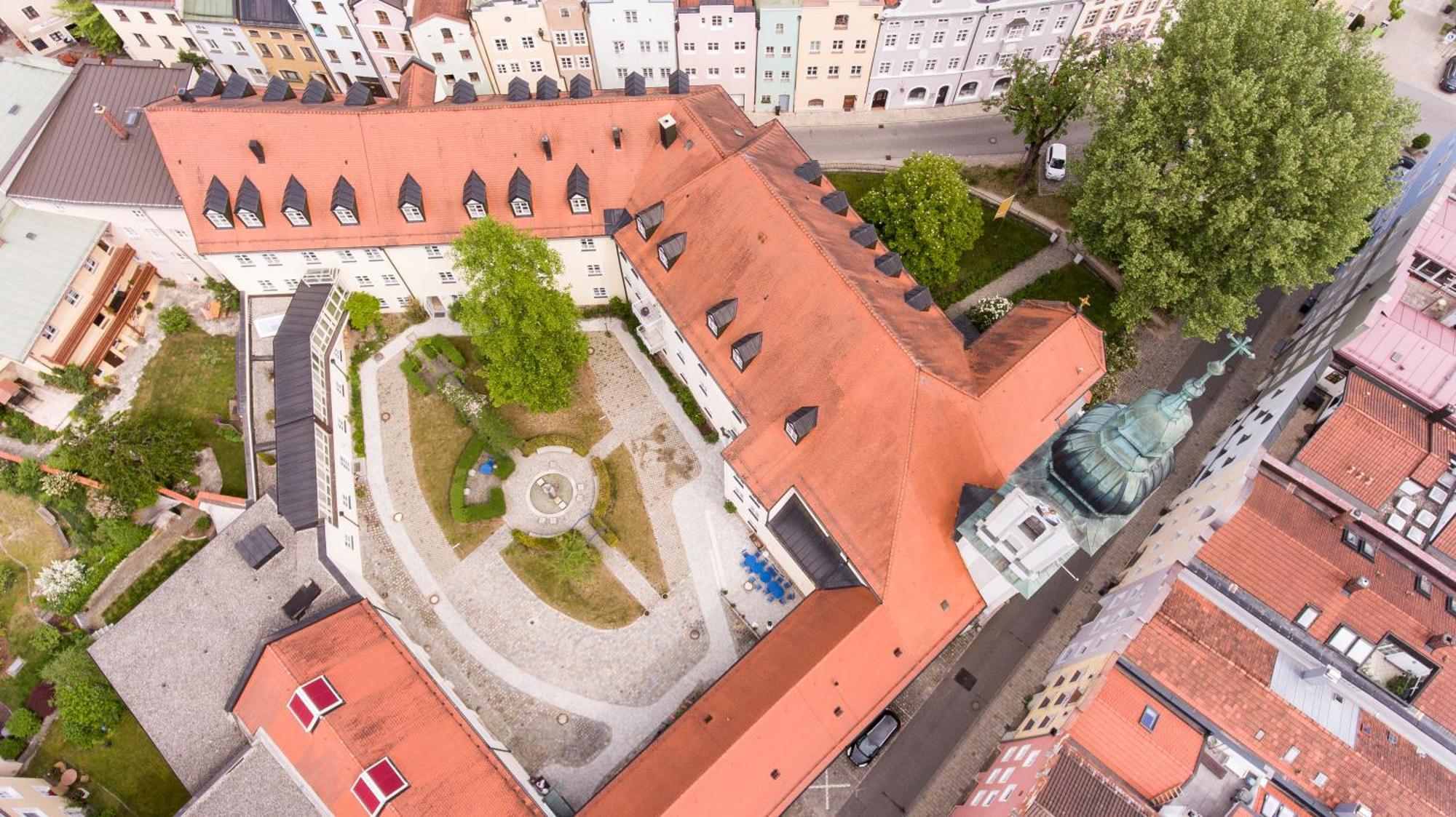 Haus Der Begegnung Heilig Geist Hotel Burghausen Eksteriør billede